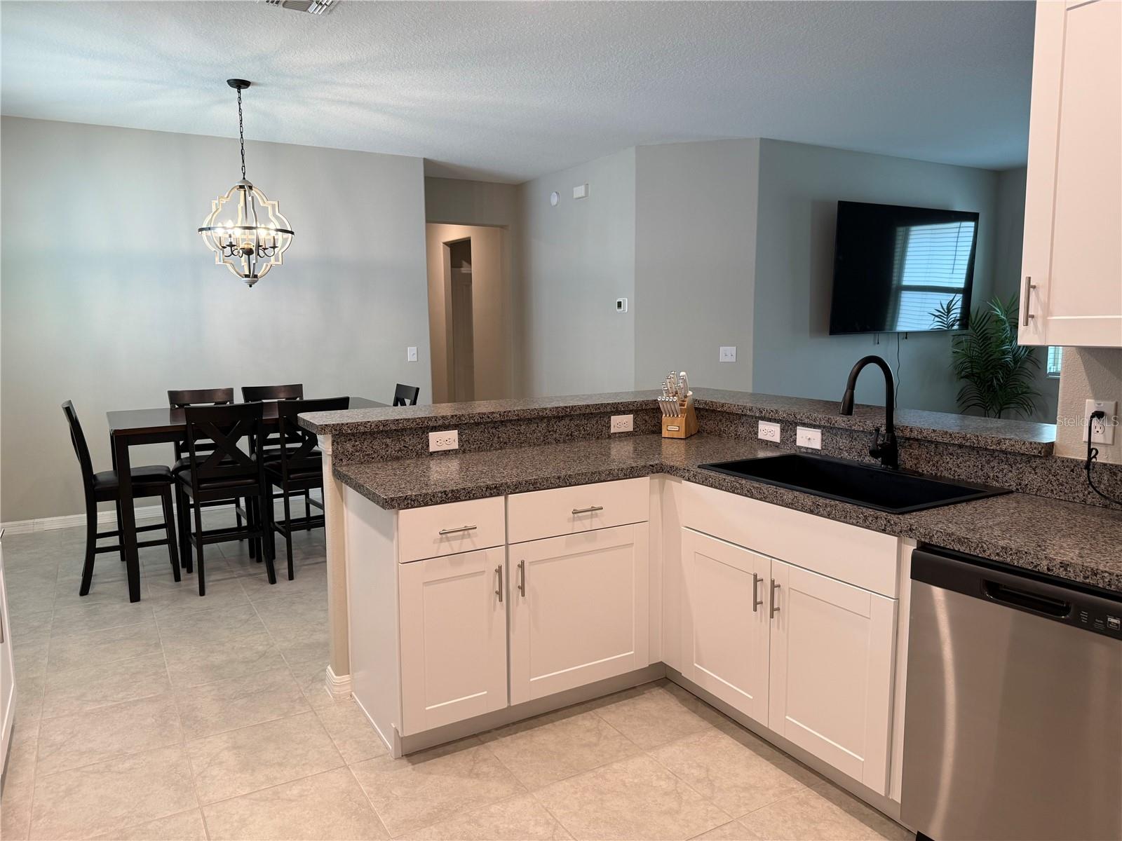 9601 FLOURISH DR — photo 11