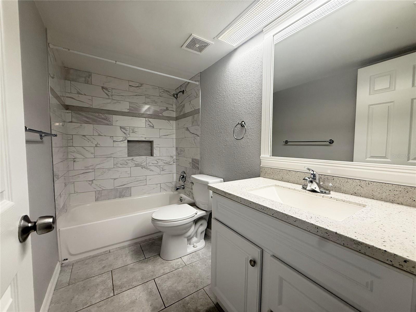 1348 FRIEND AVE — photo 15
