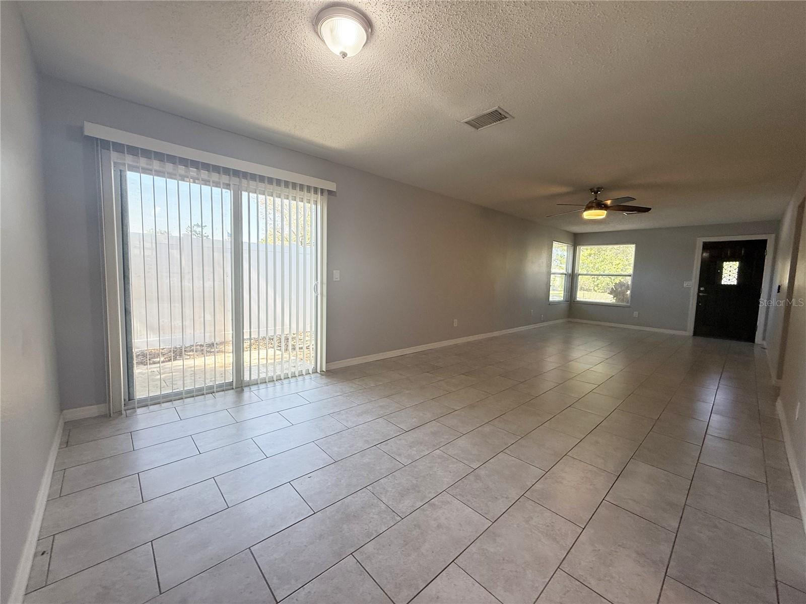 1348 FRIEND AVE — photo 4
