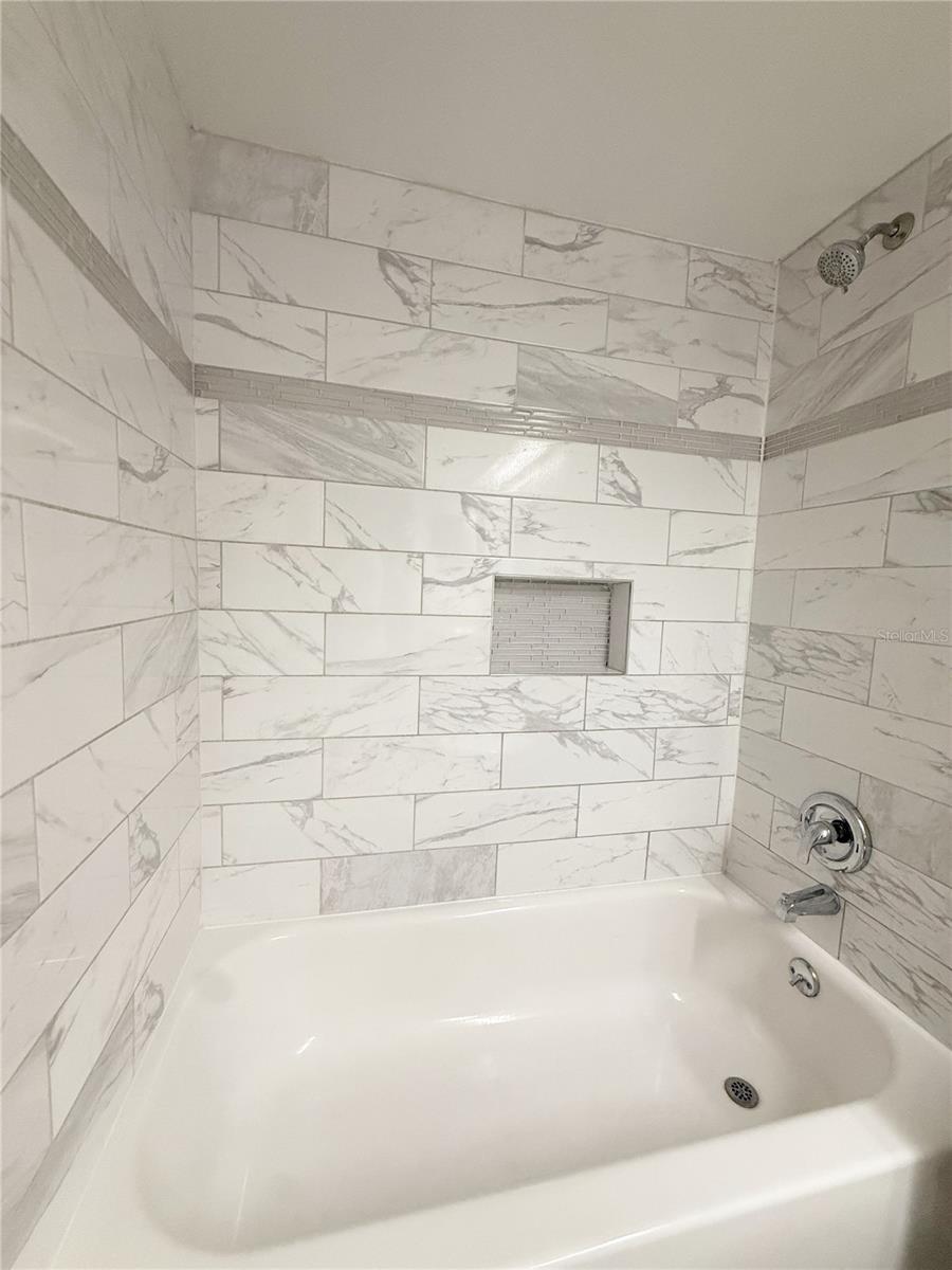 1348 FRIEND AVE — photo 16