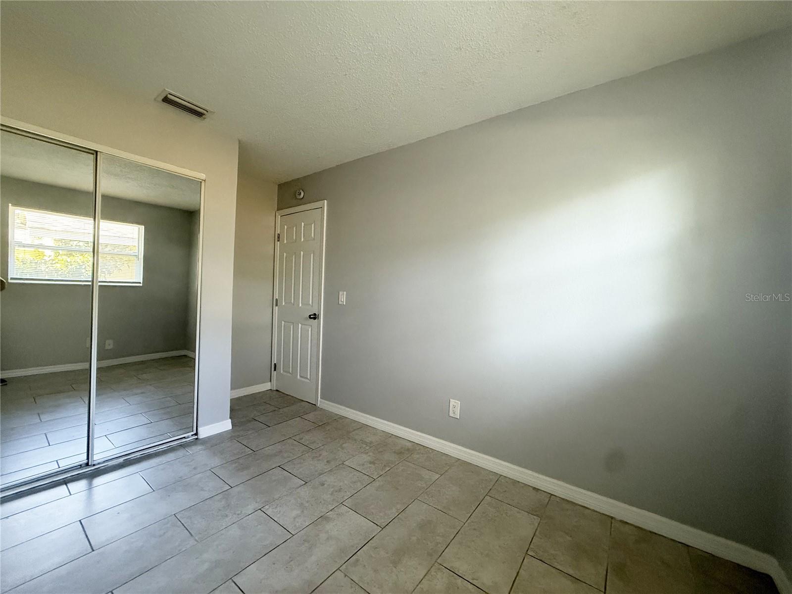 1348 FRIEND AVE — photo 18
