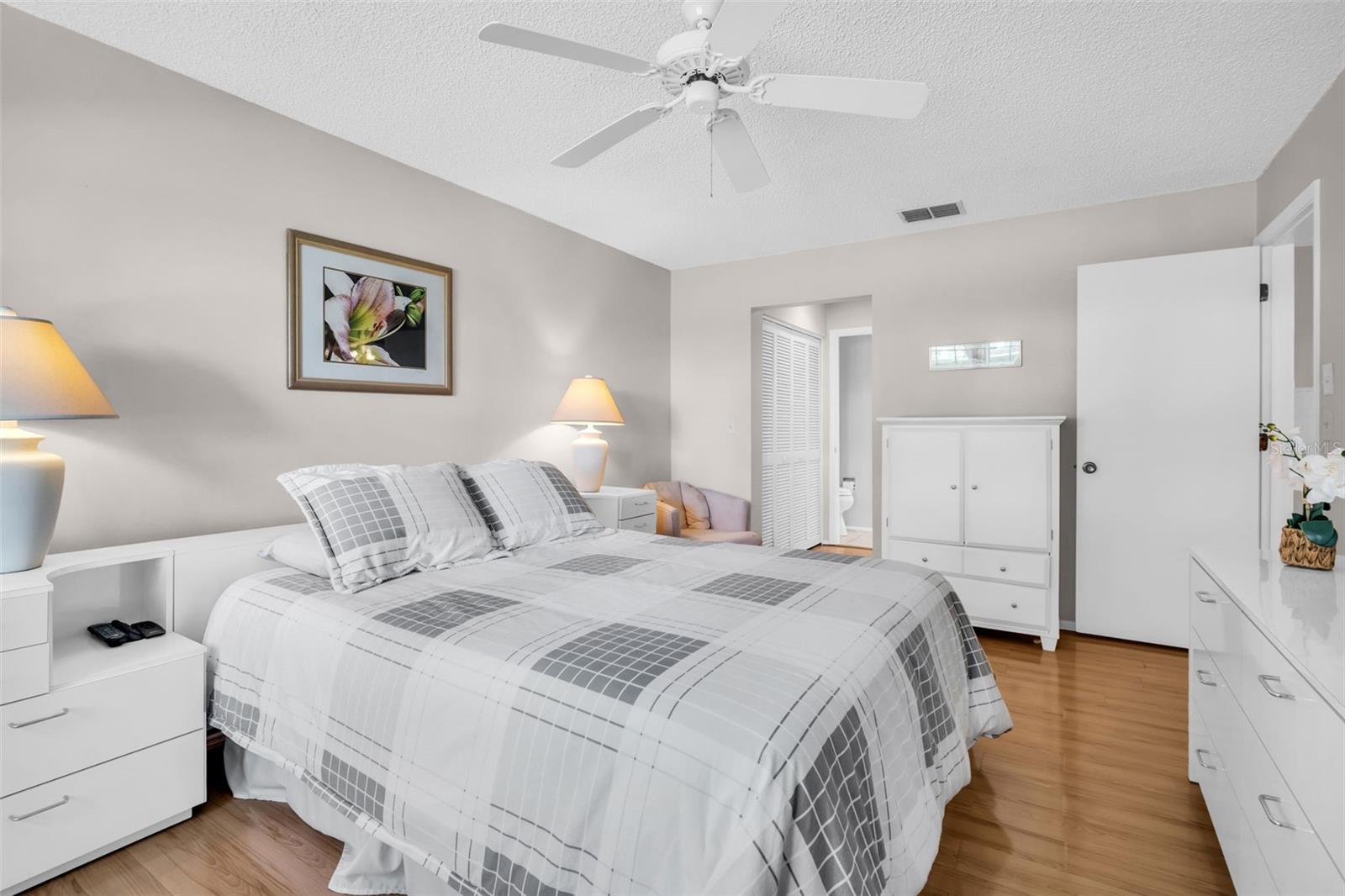 860 MACLAREN DR N #B — photo 14