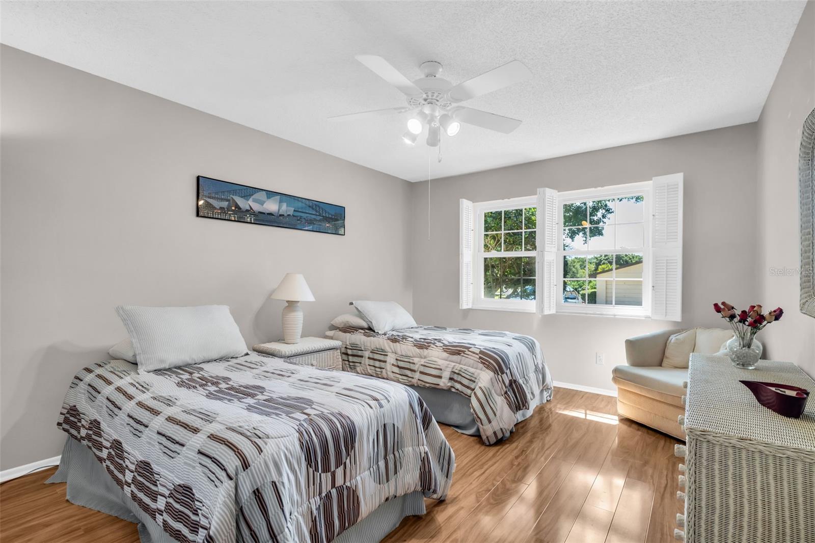 860 MACLAREN DR N #B — photo 19
