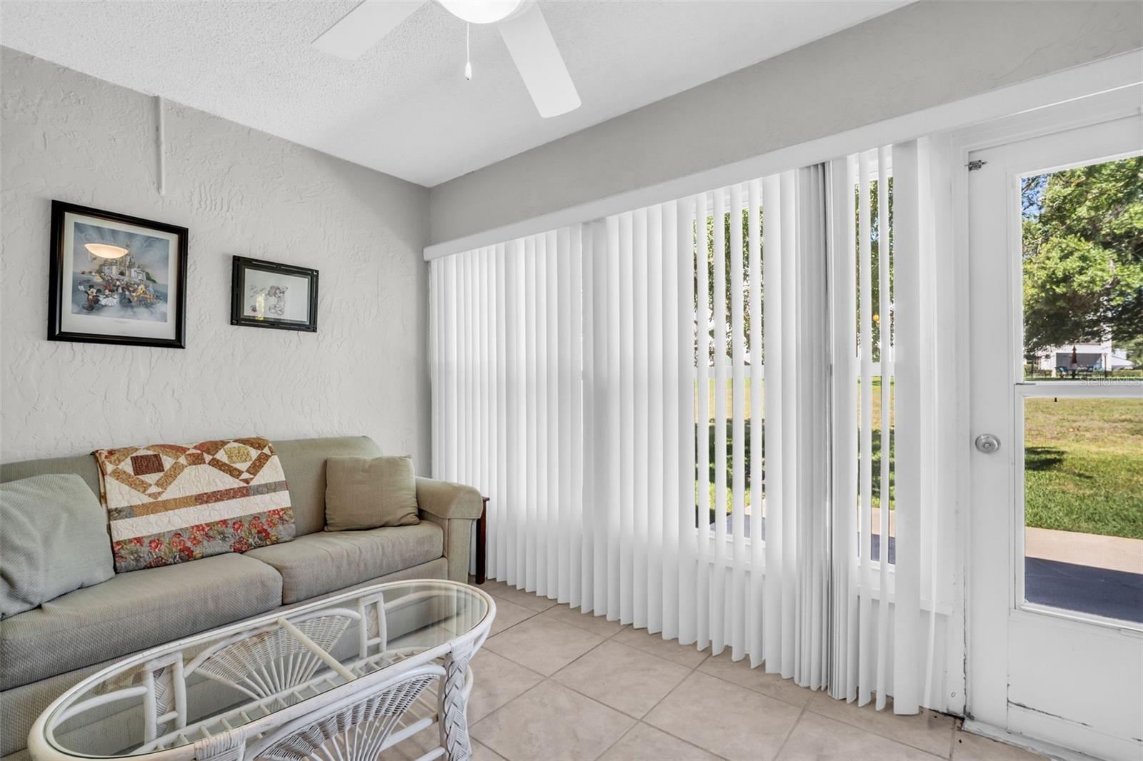 860 MACLAREN DR N #B — photo 10