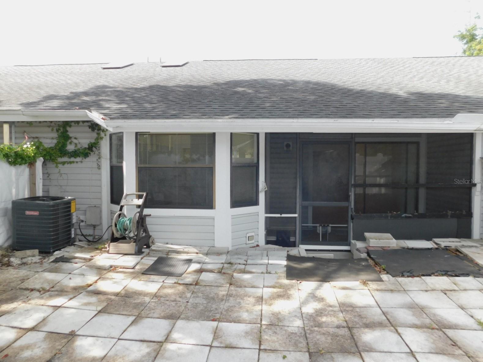 2496 ALHAMBRA CT — photo 12