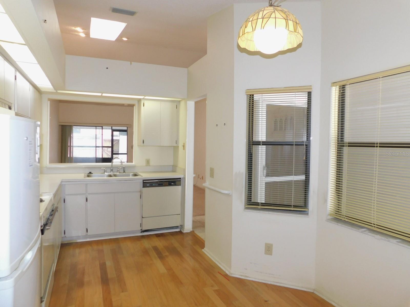 2496 ALHAMBRA CT — photo 4