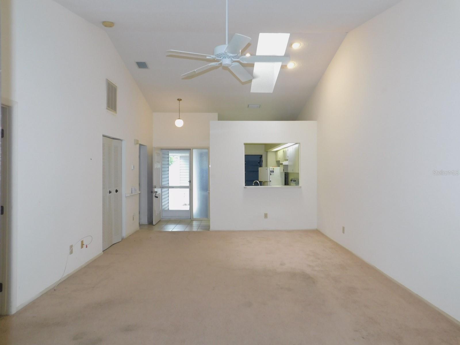 2496 ALHAMBRA CT — photo 2
