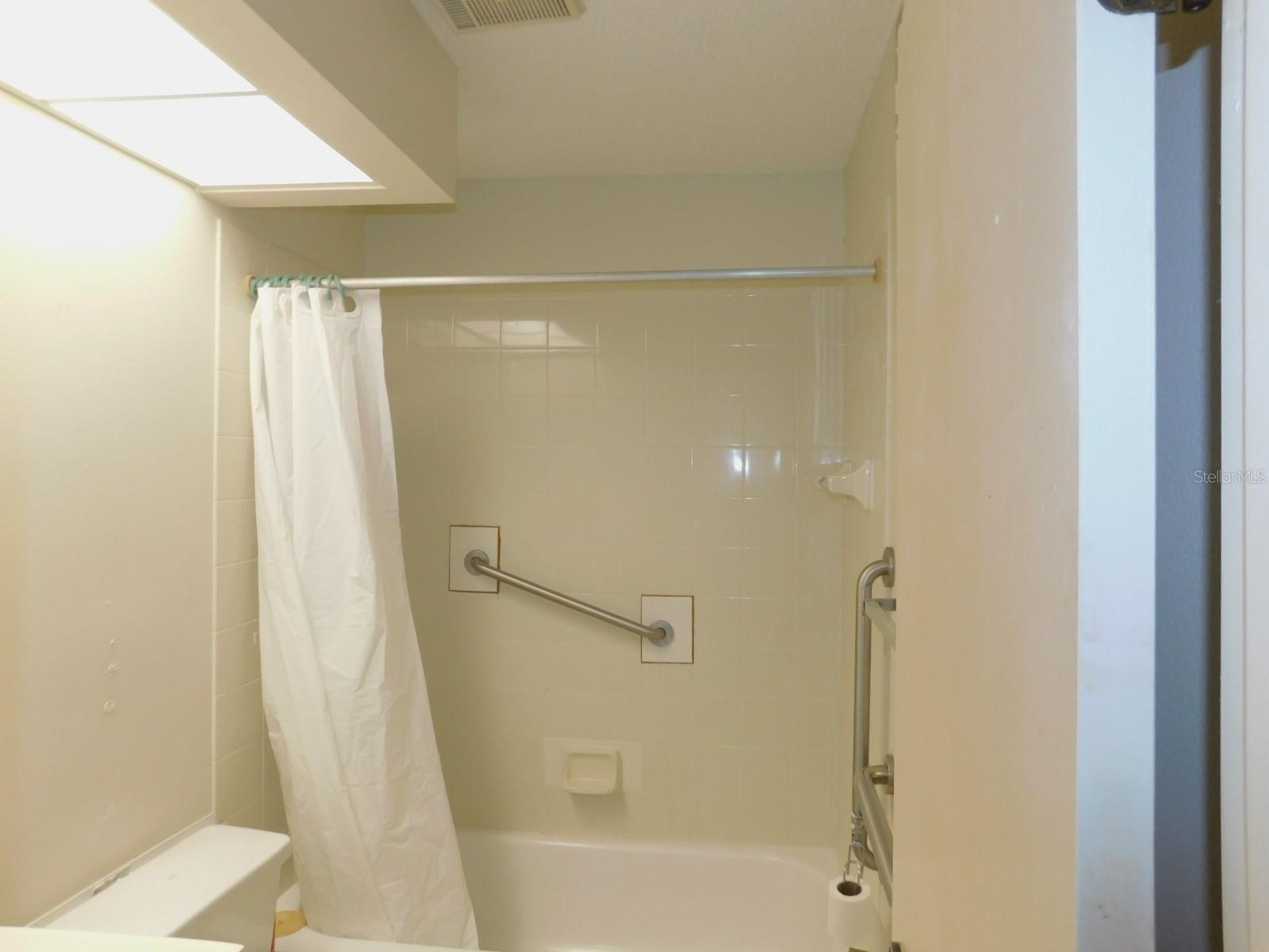 2496 ALHAMBRA CT — photo 6