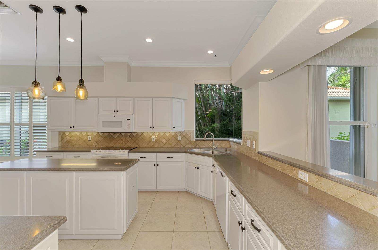 625 MISTY PINE DR — photo 22