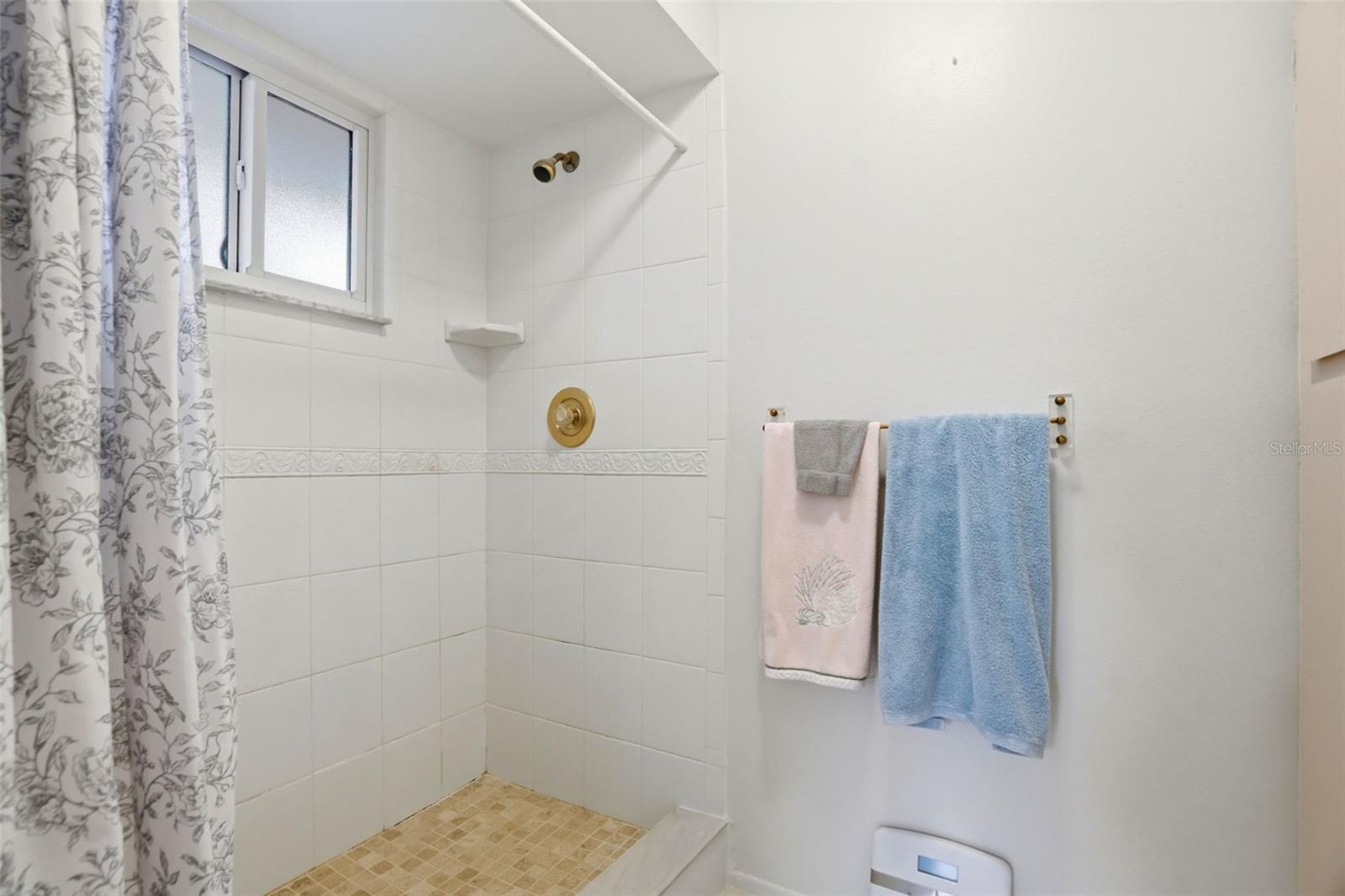 110 GEORGIA AVE. AVE — photo 34