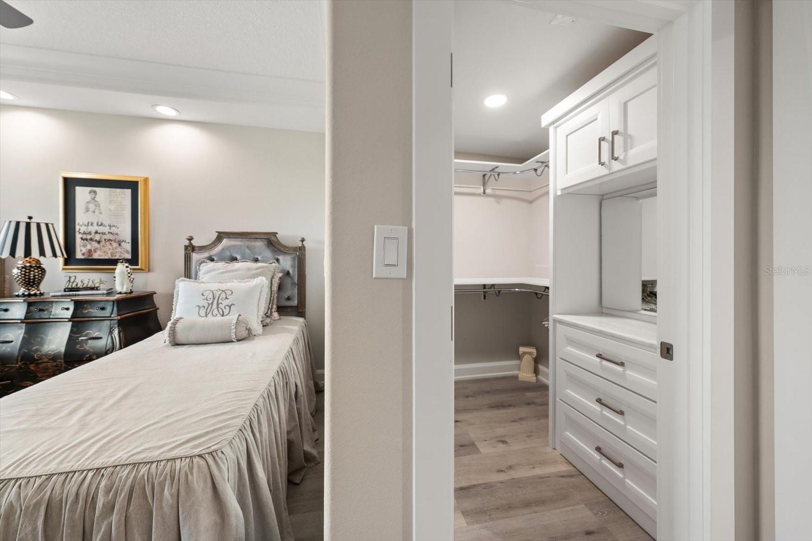 4 BELLEVIEW BLVD #503 — photo 35