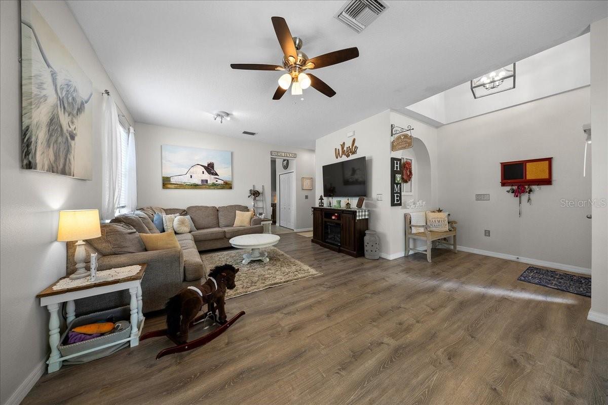 12044 COLONY LAKES BLVD — photo 16