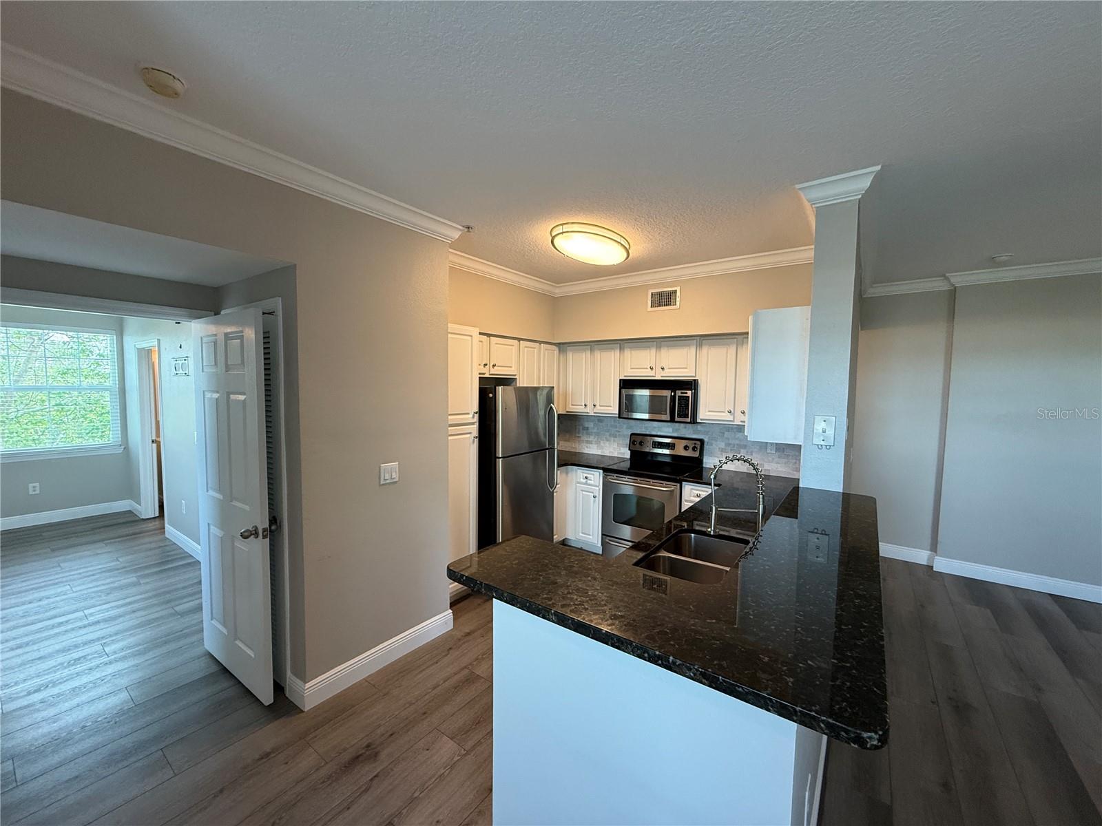 1910 E PALM AVE #11321 — photo 10