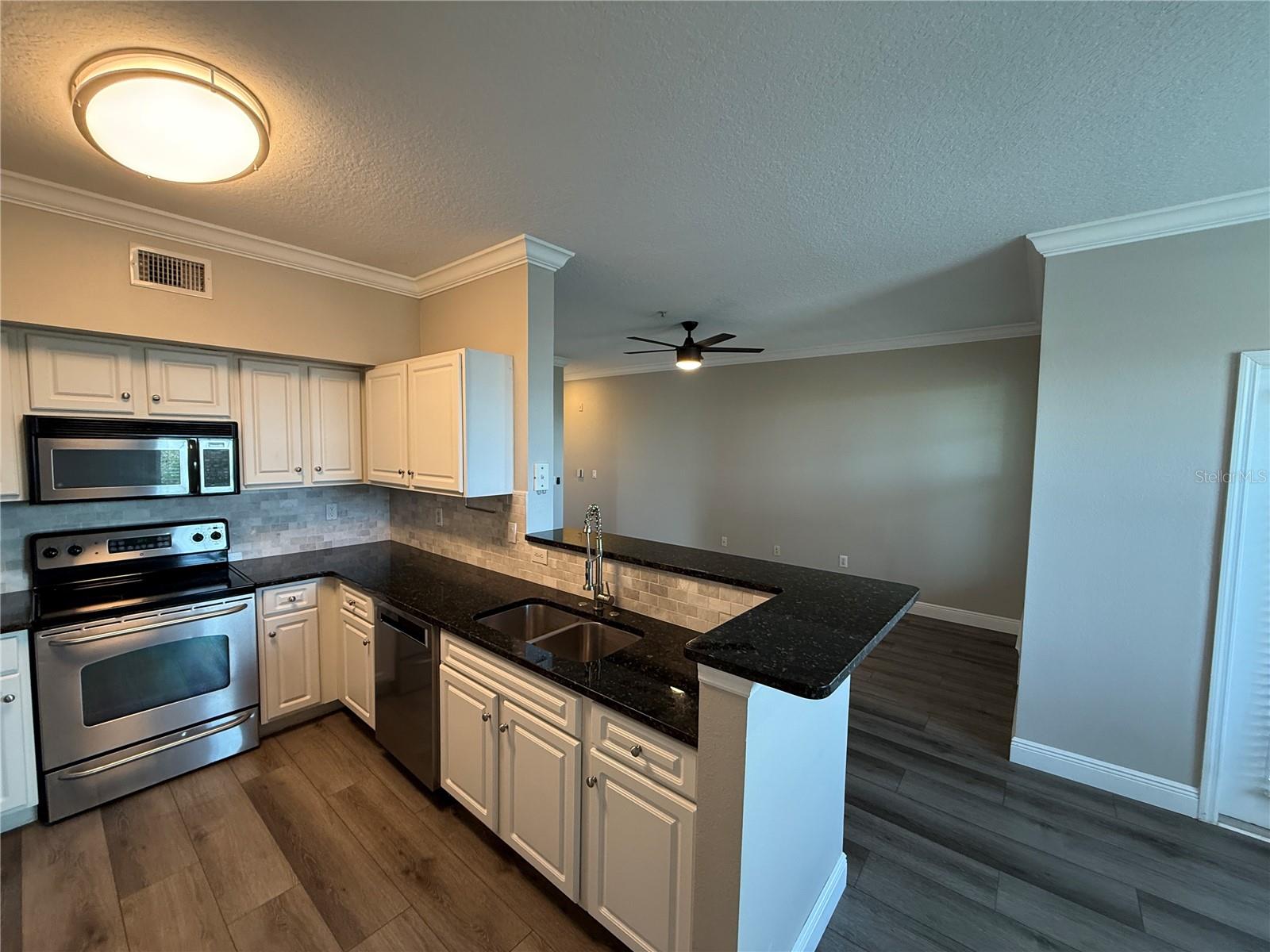 1910 E PALM AVE #11321 — photo 7