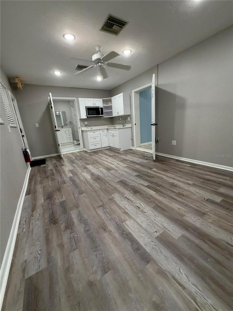 5950 HIGH ST — photo 15