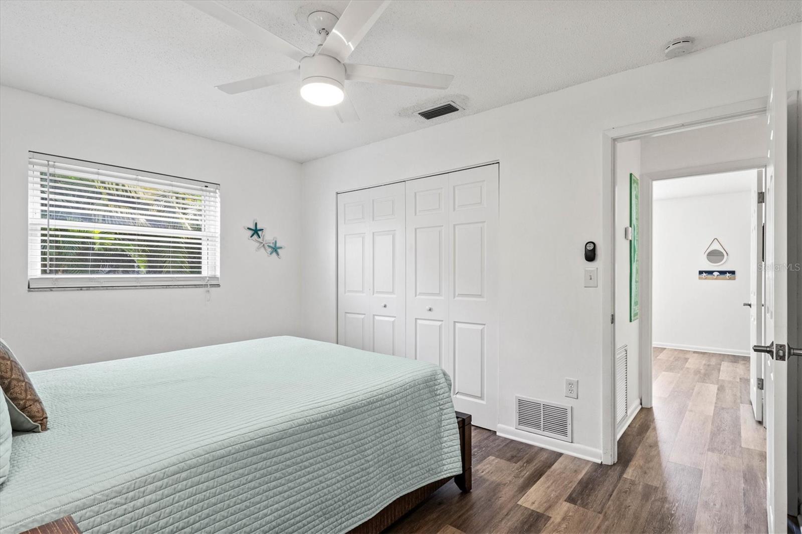 2572 JEFFERSON CIR — photo 38