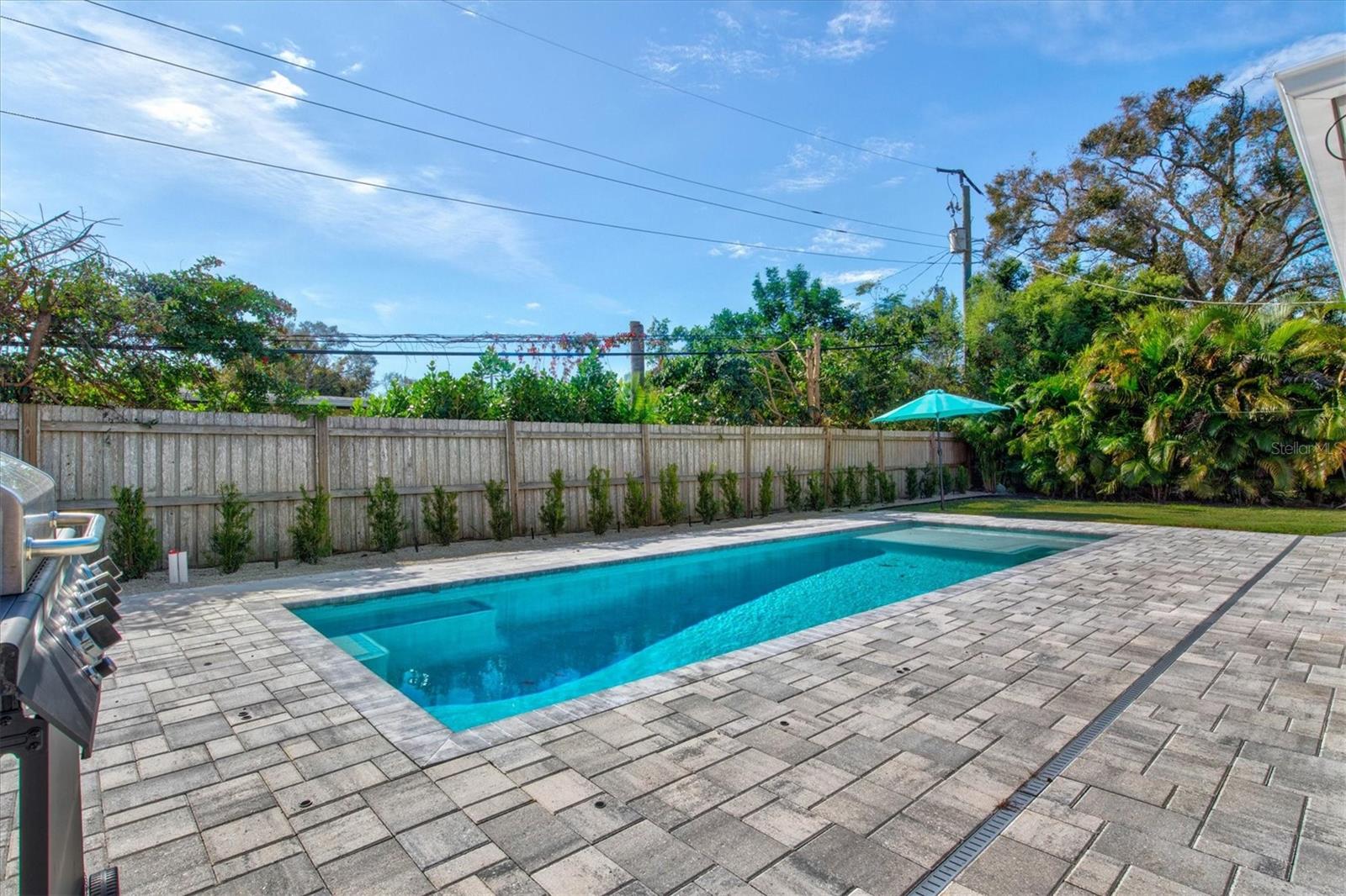 2572 JEFFERSON CIR — photo 46