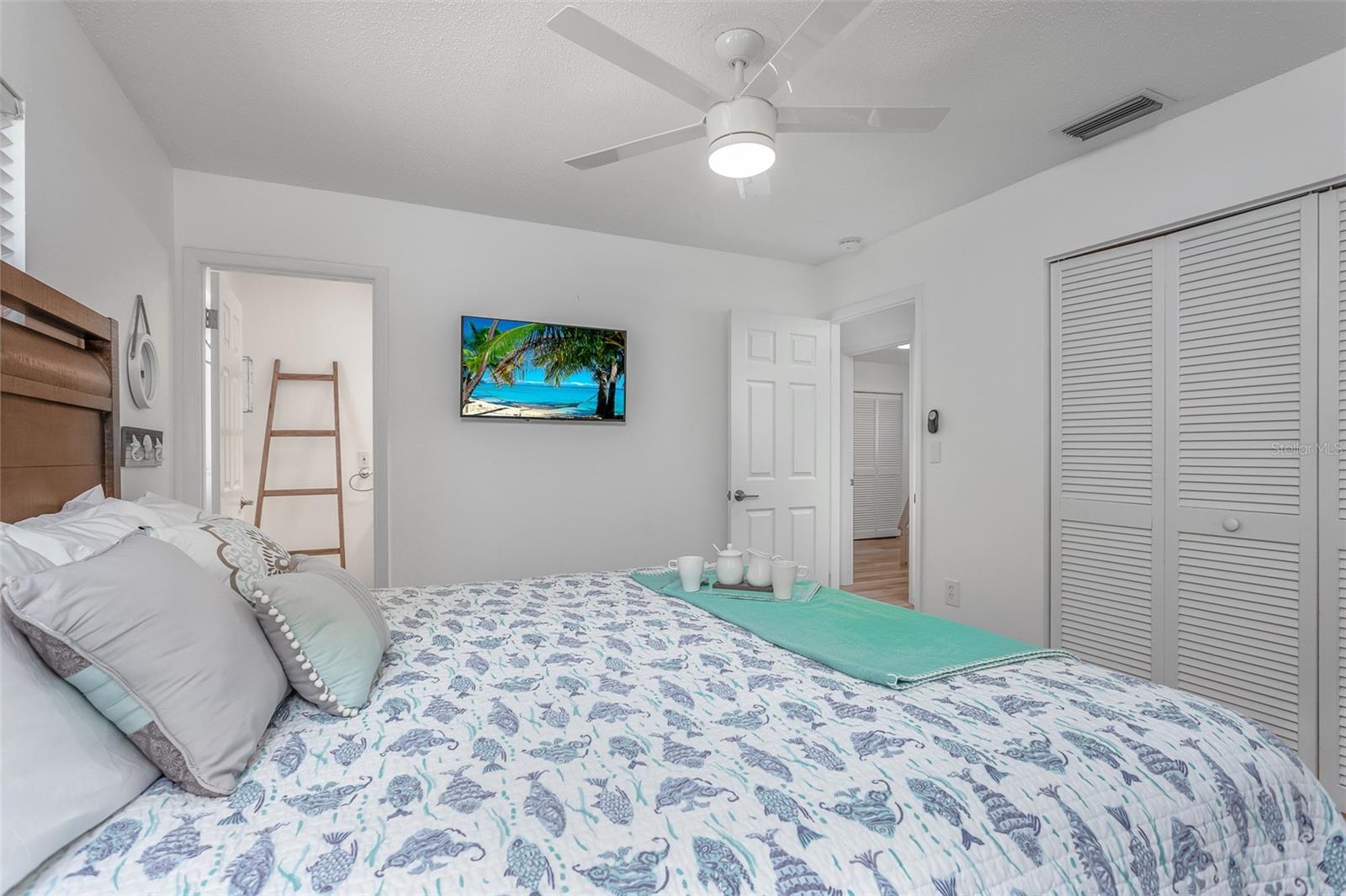 2572 JEFFERSON CIR — photo 32