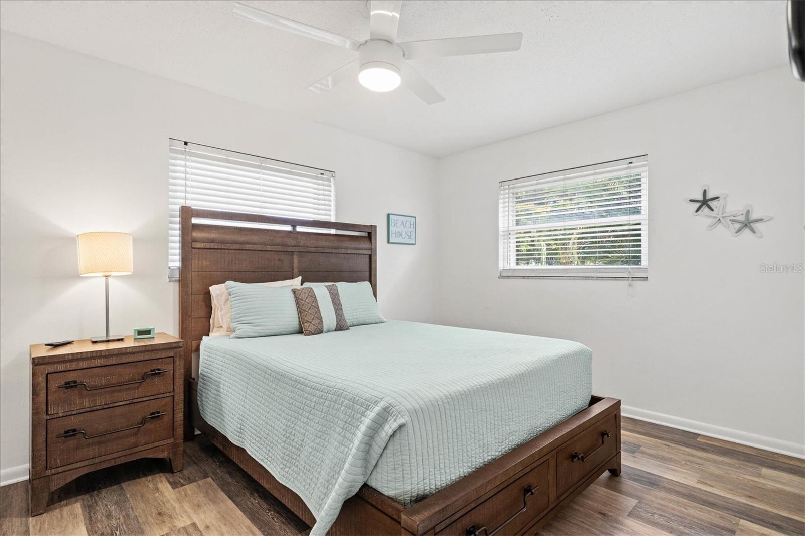 2572 JEFFERSON CIR — photo 37