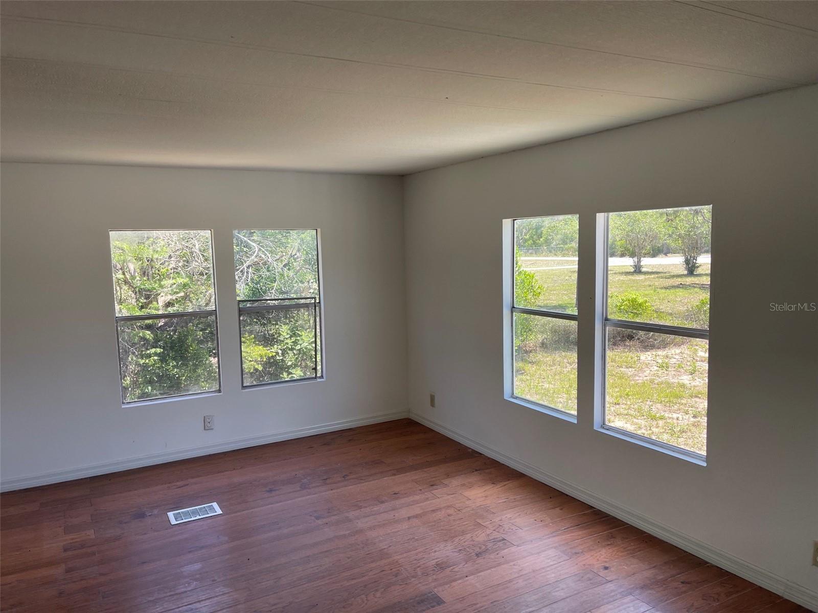 16329 CALDWELL LN — photo 4
