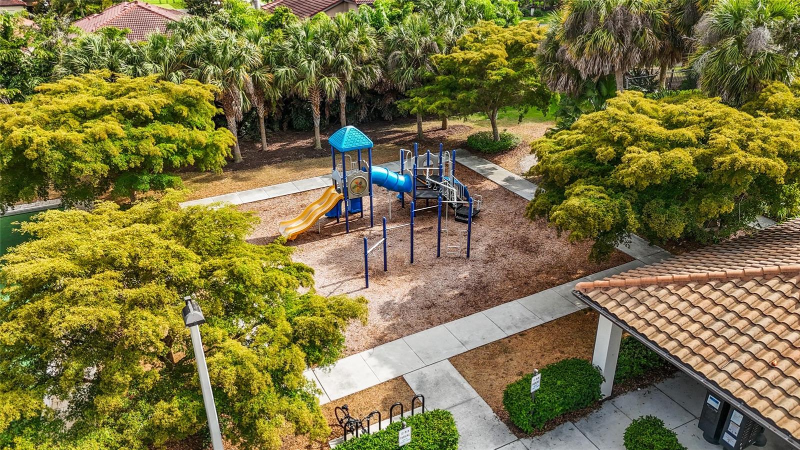 352 TOSCAVILLA BLVD — photo 53