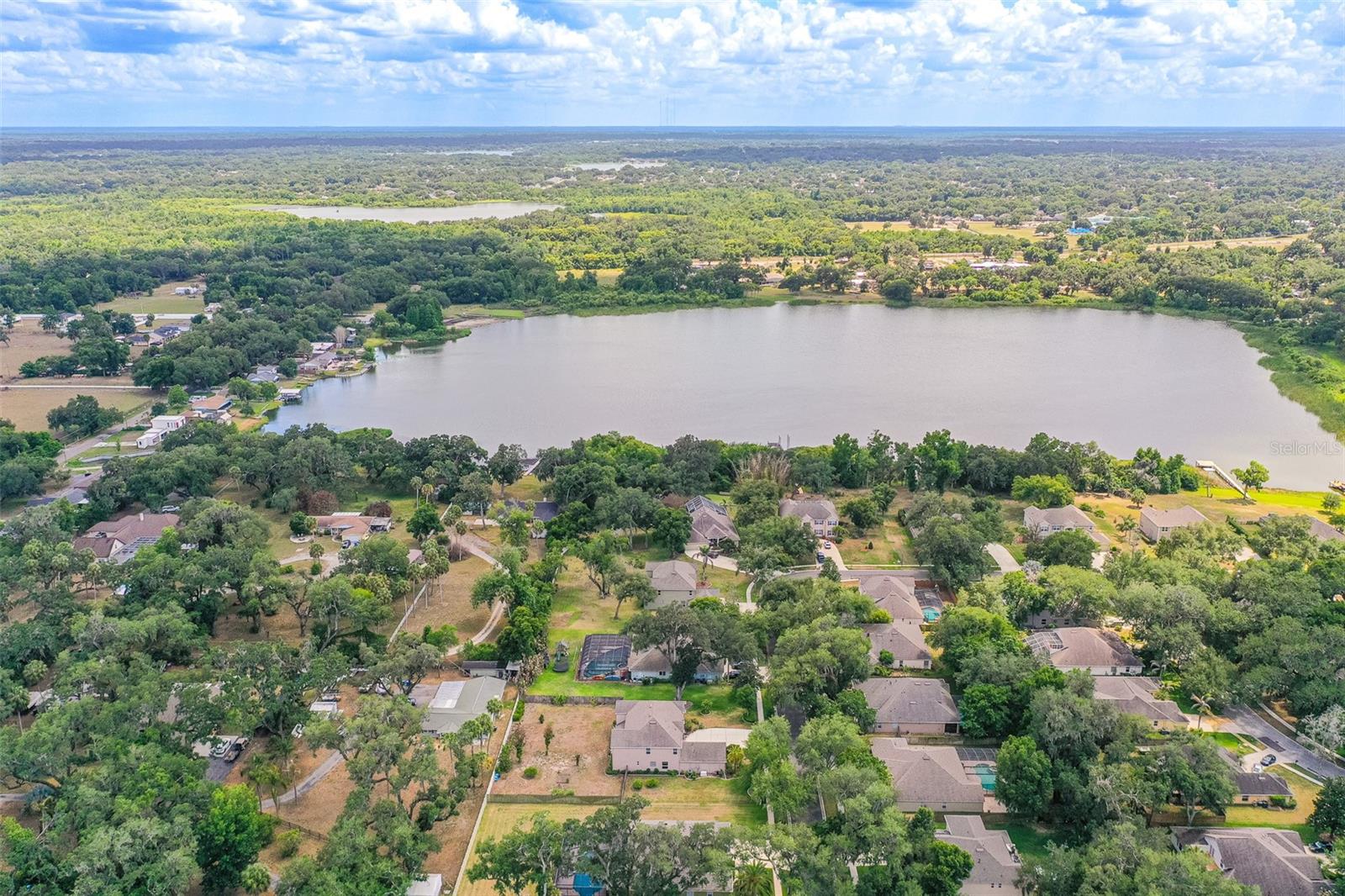 915 HICKORY FORK DR — photo 40