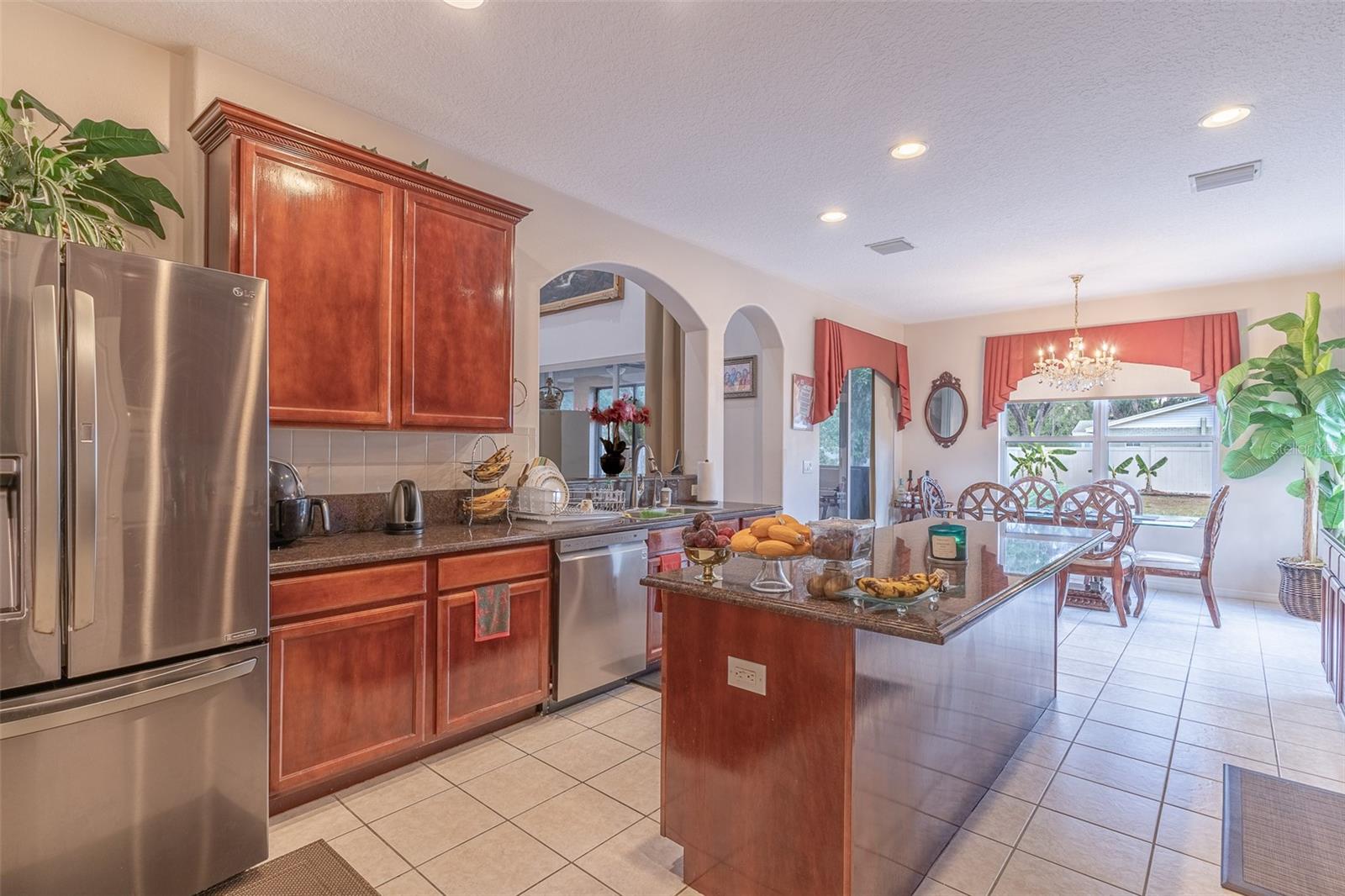 915 HICKORY FORK DR — photo 10
