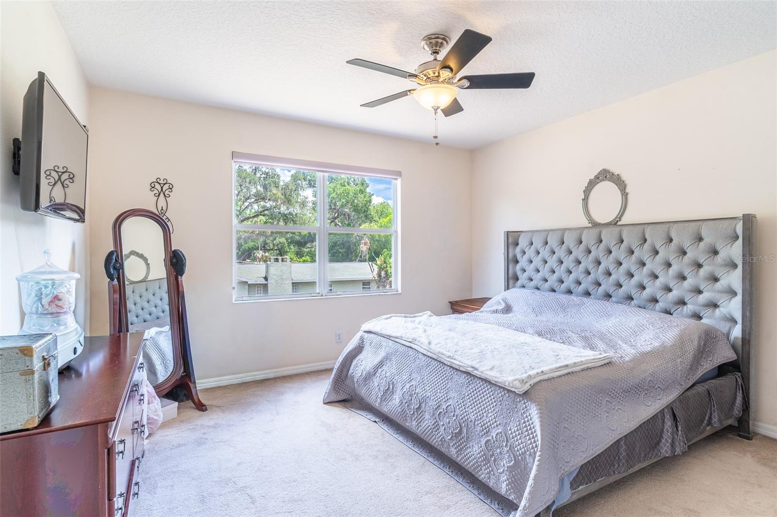 915 HICKORY FORK DR — photo 16