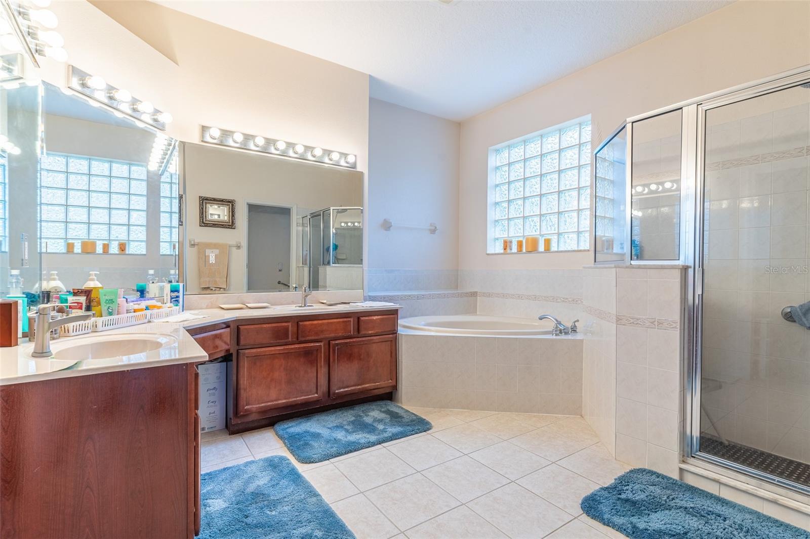 915 HICKORY FORK DR — photo 15