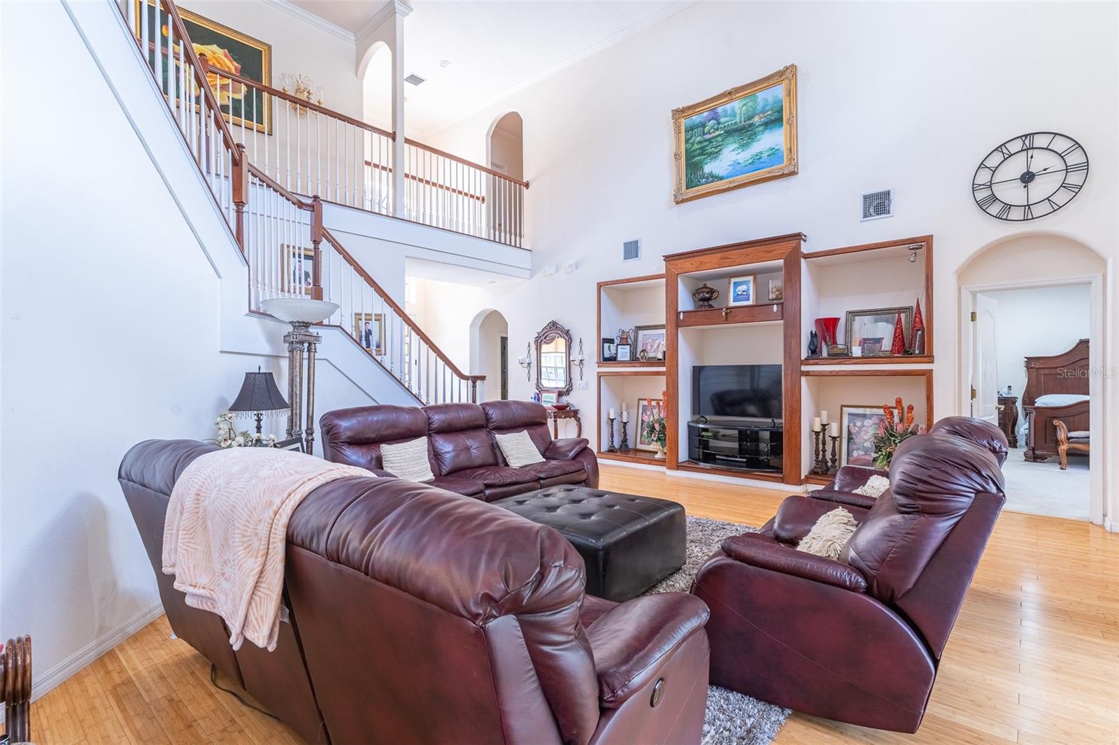 915 HICKORY FORK DR — photo 4