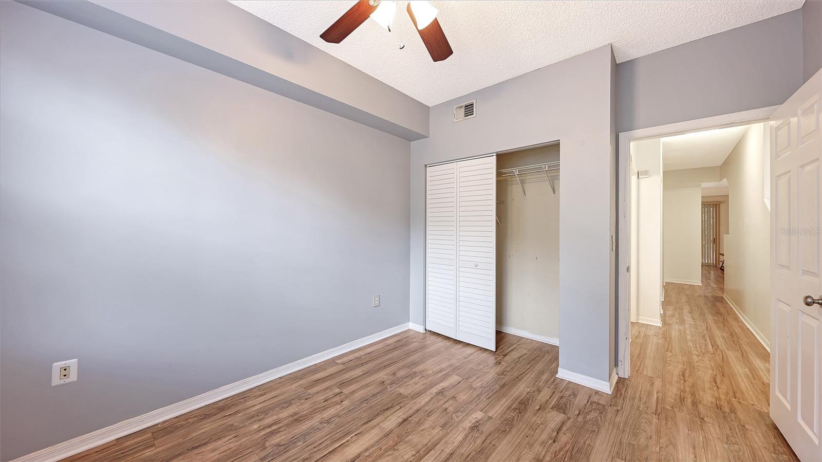 5001 BARALDI CIR #22-202 — photo 29