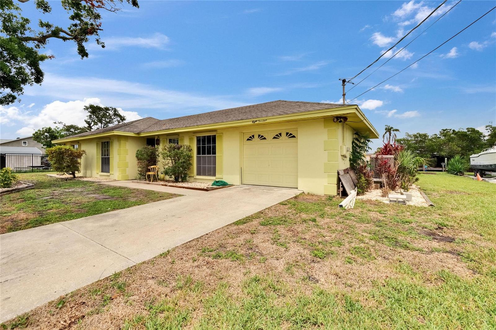 814 SEABREEZE DR — photo 10