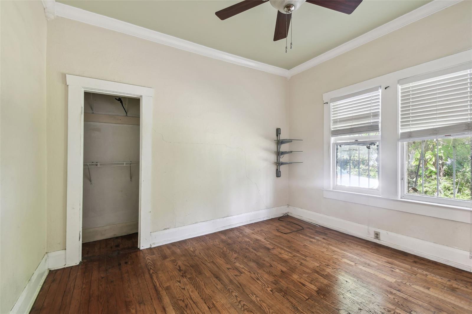 702 W VIRGINIA AVE — photo 36
