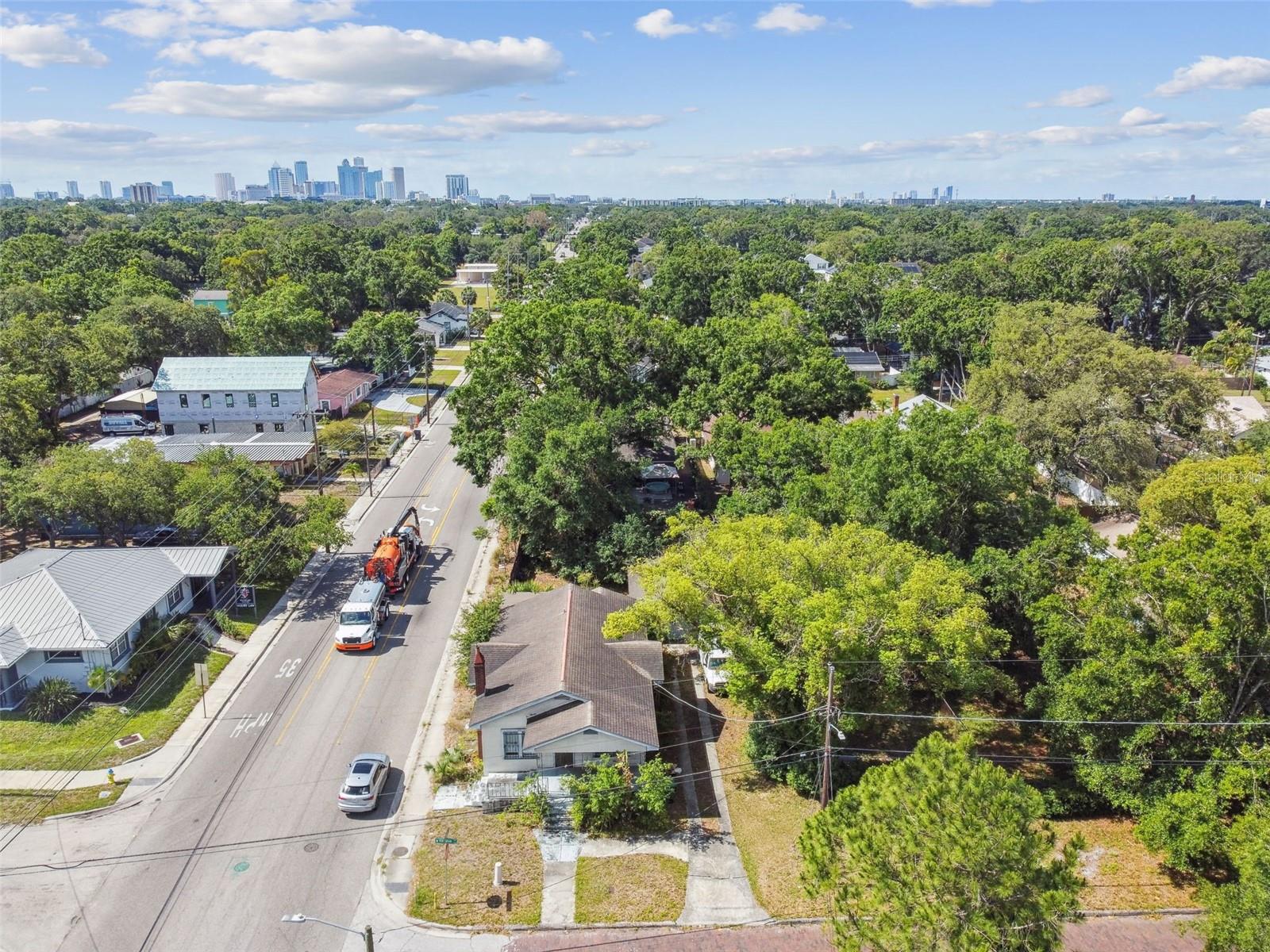 702 W VIRGINIA AVE — photo 67