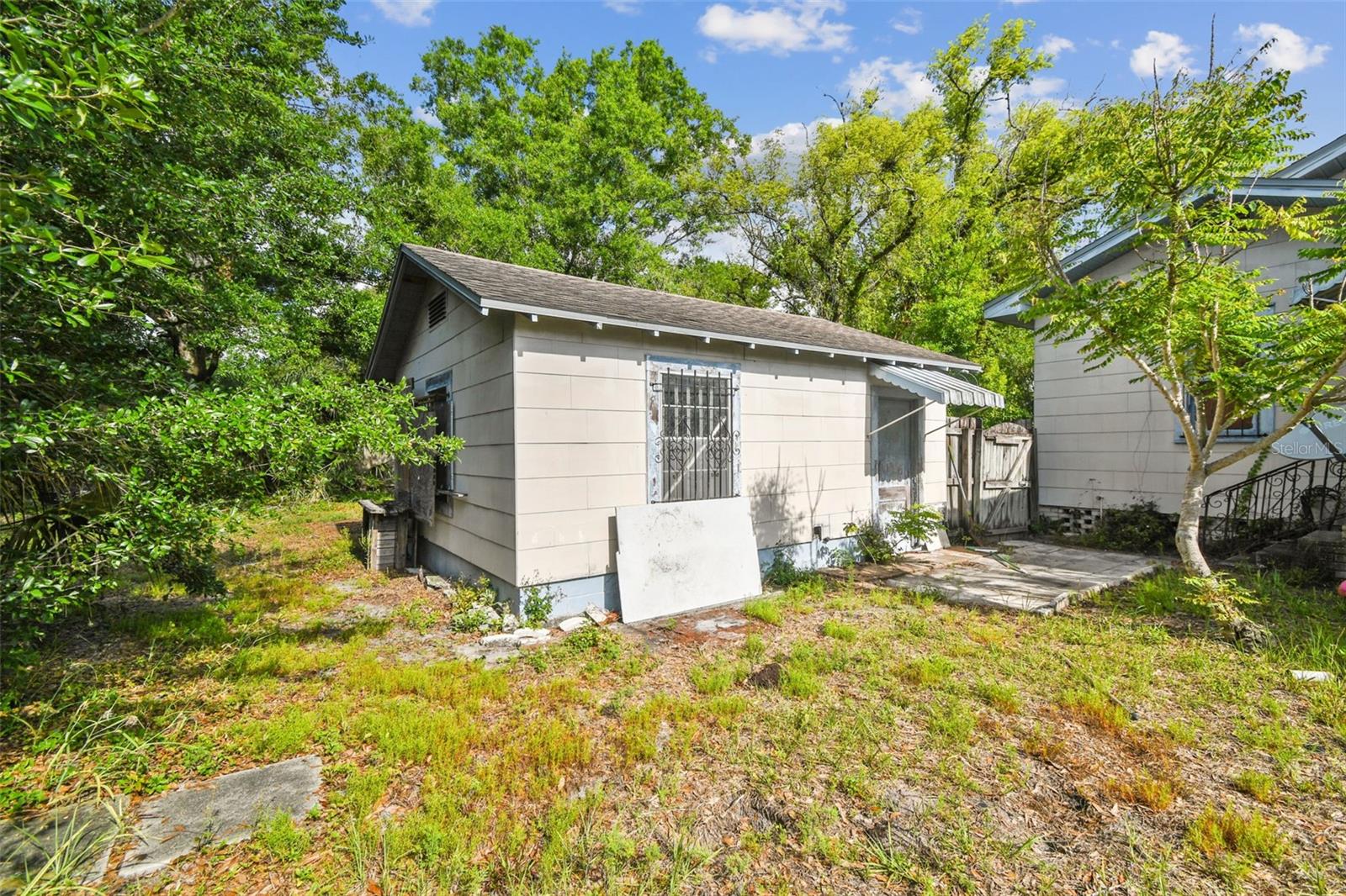 702 W VIRGINIA AVE — photo 13