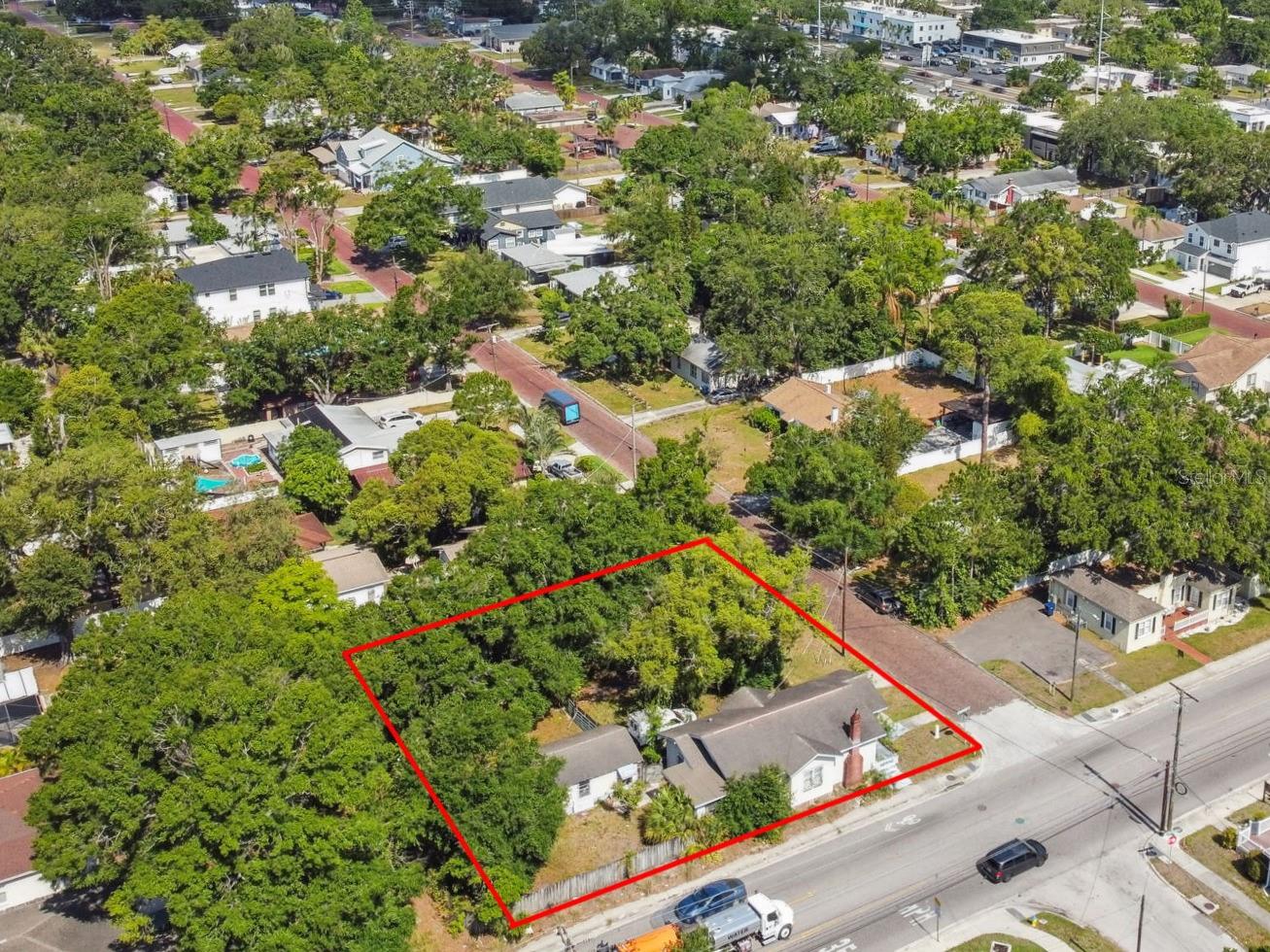 702 W VIRGINIA AVE — photo 2