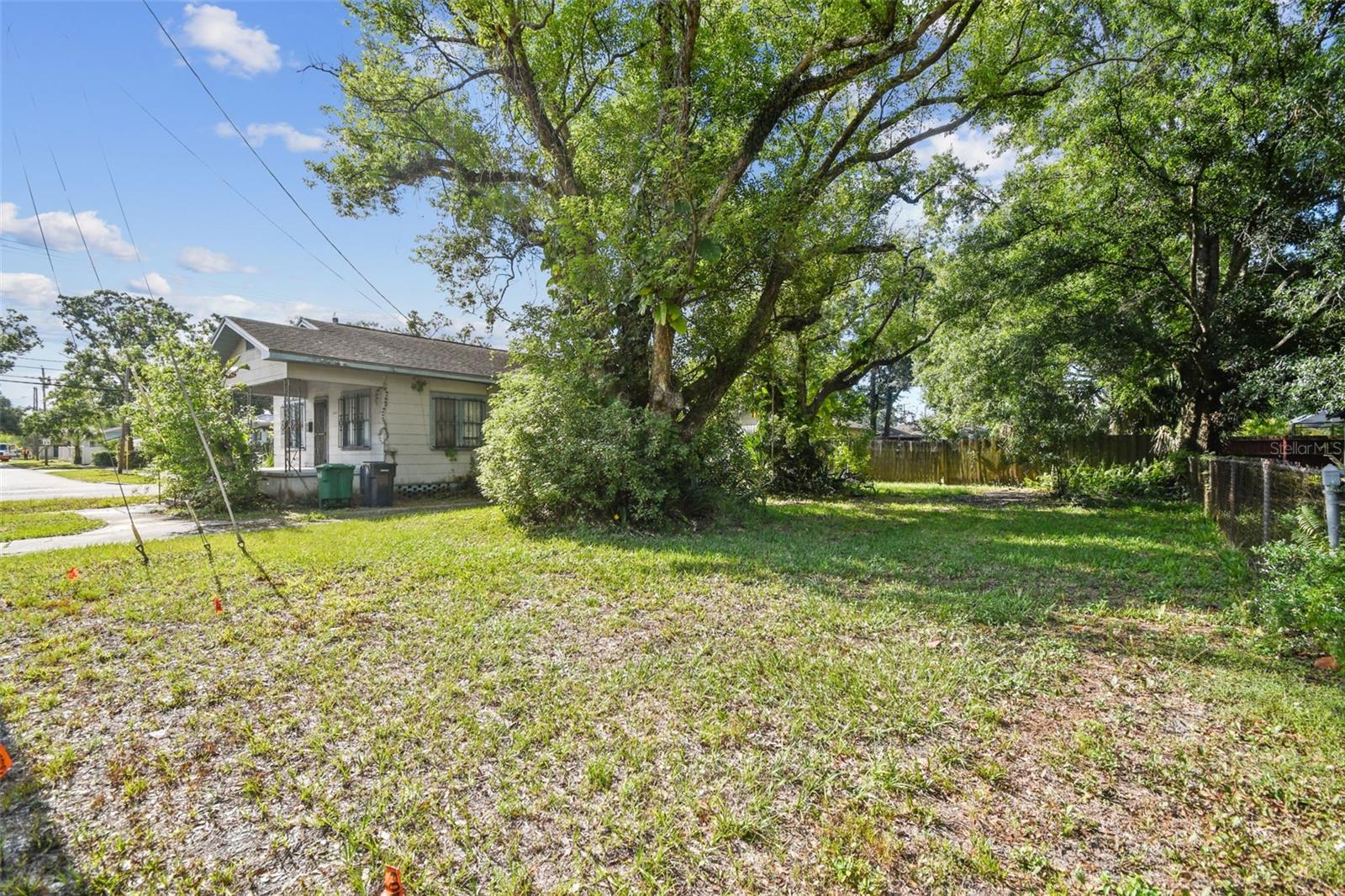 702 W VIRGINIA AVE — photo 7