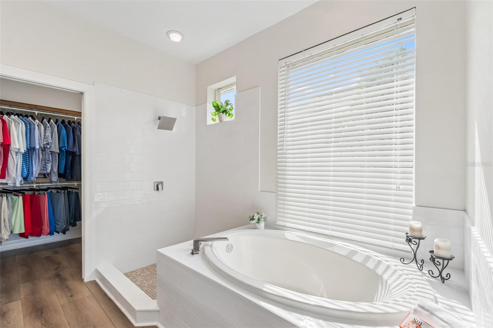 13128 PALMILLA CIR — photo 33