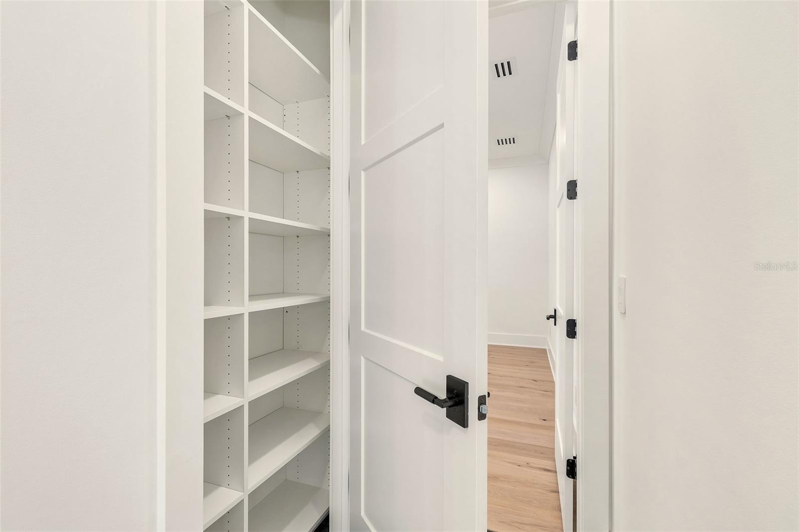 3605 W KENSINGTON AVE — photo 38