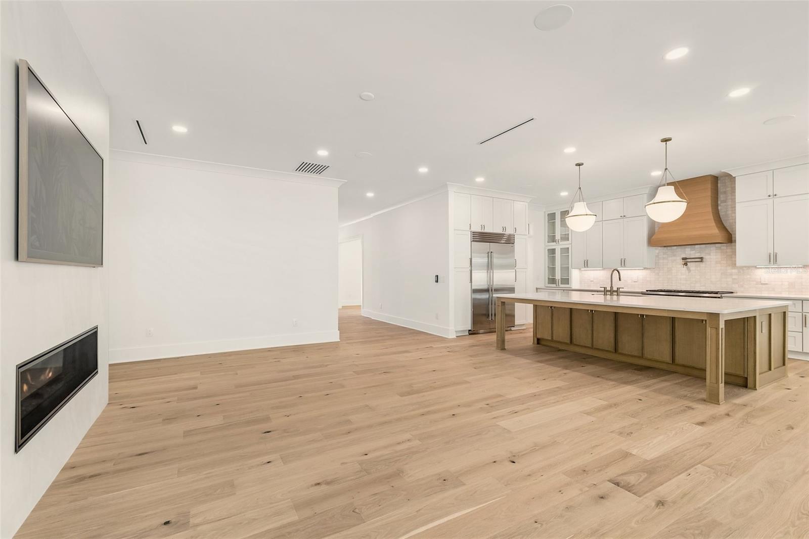 3605 W KENSINGTON AVE — photo 23