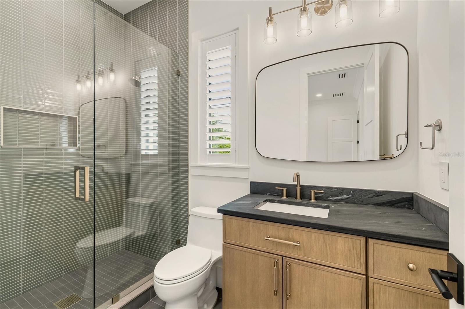 3605 W KENSINGTON AVE — photo 59