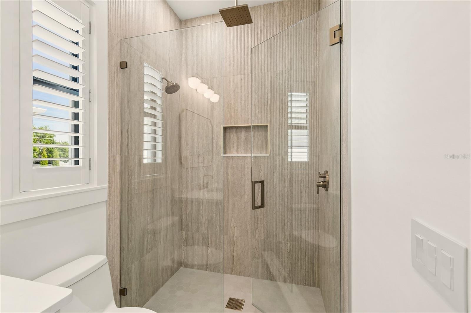 3605 W KENSINGTON AVE — photo 48