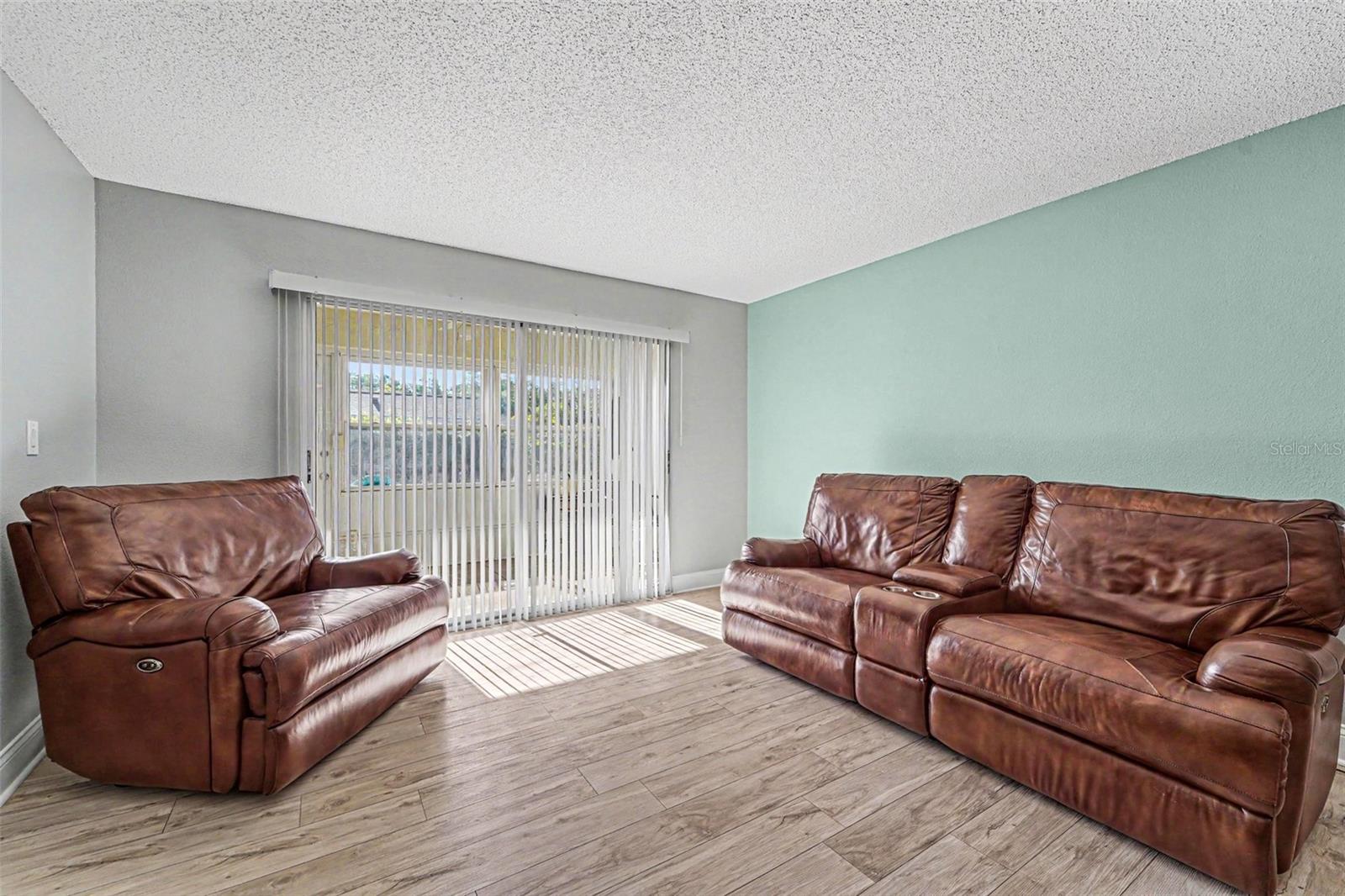 3402 TEESIDE DR — photo 4