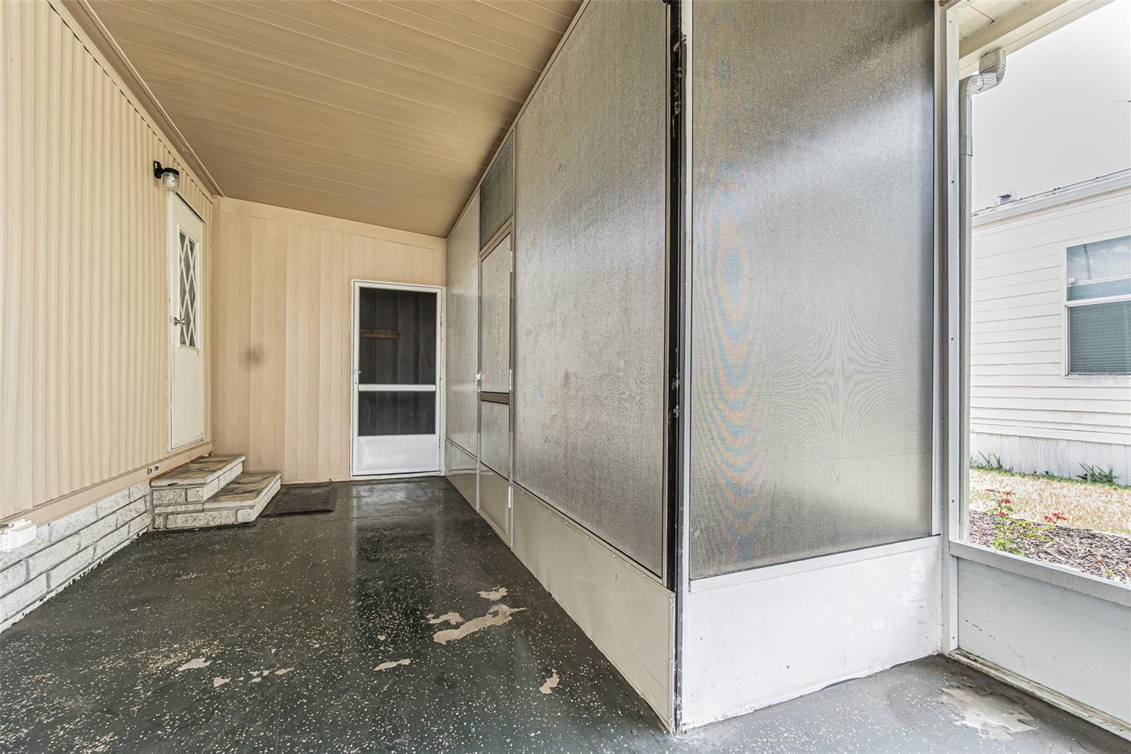 34445 COUNTRYSIDE DR — photo 33