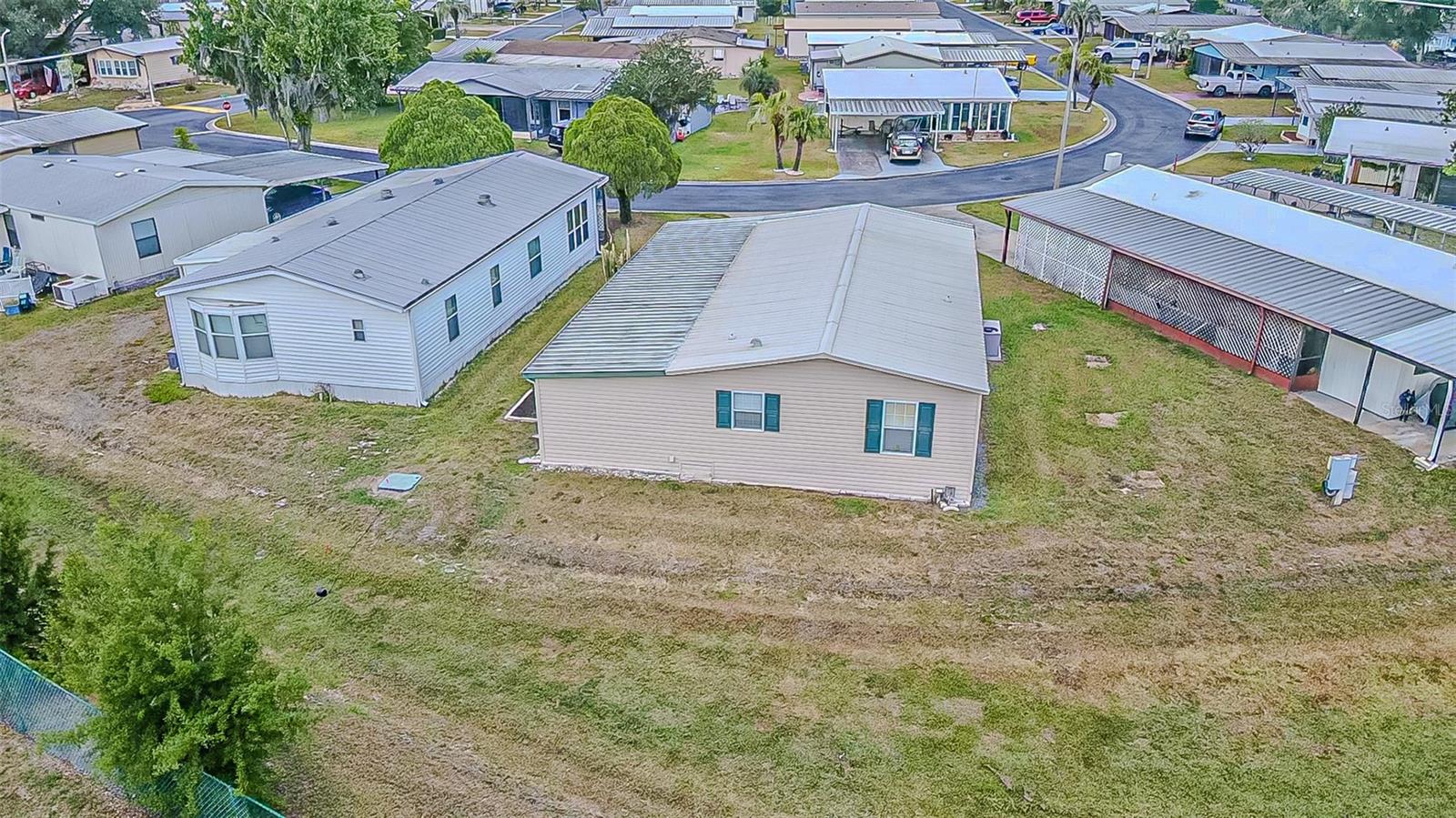 34445 COUNTRYSIDE DR — photo 37
