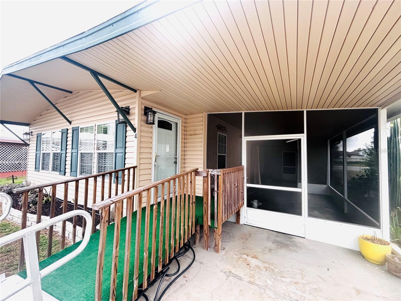 34445 COUNTRYSIDE DR — photo 31