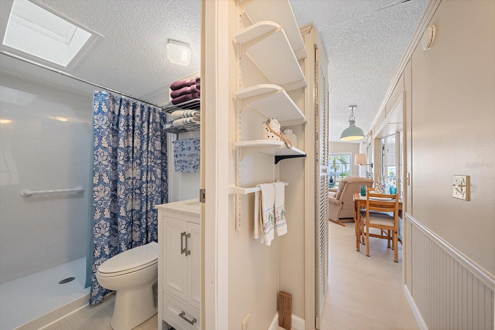 58 MONTEGO DR — photo 15