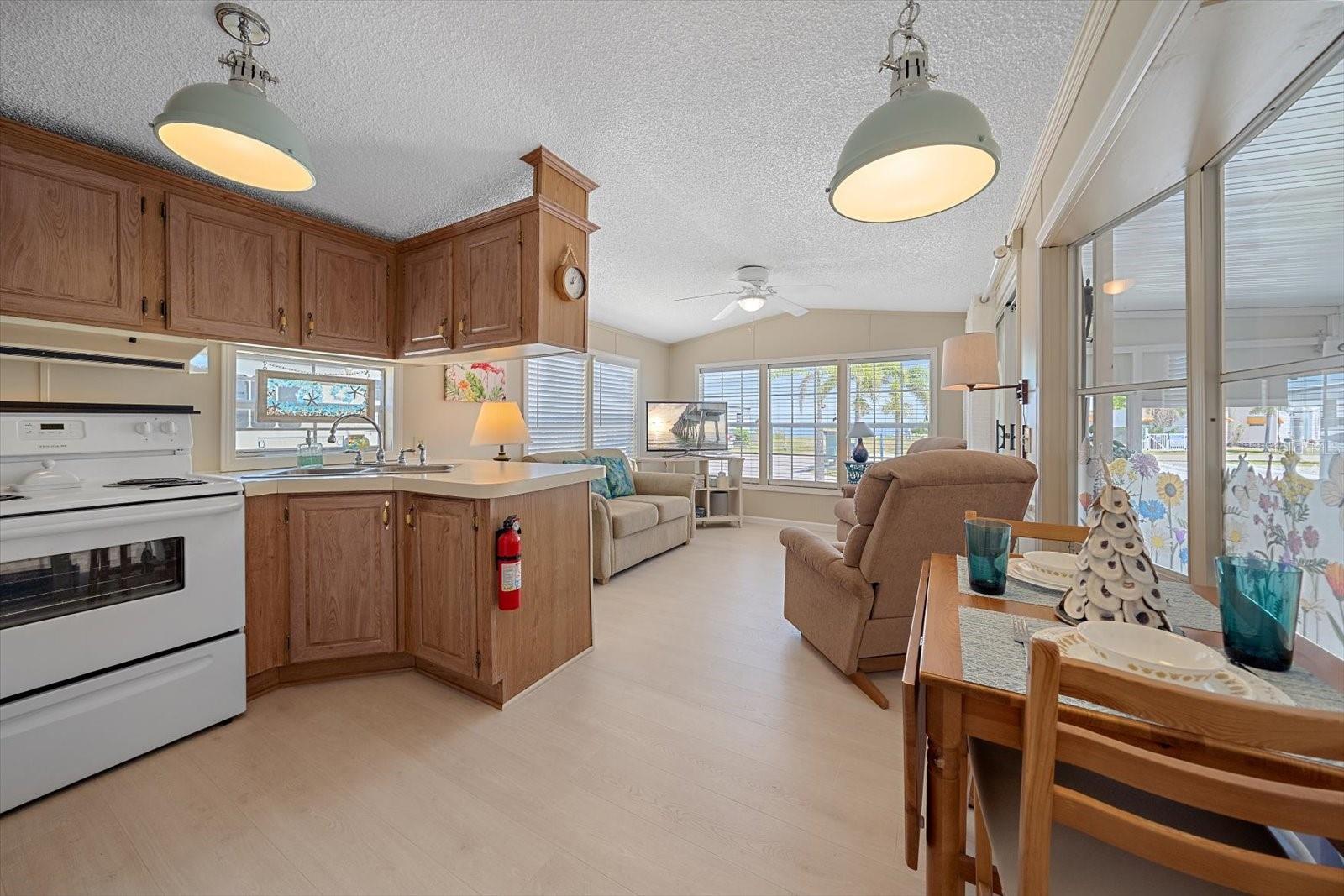 58 MONTEGO DR — photo 7