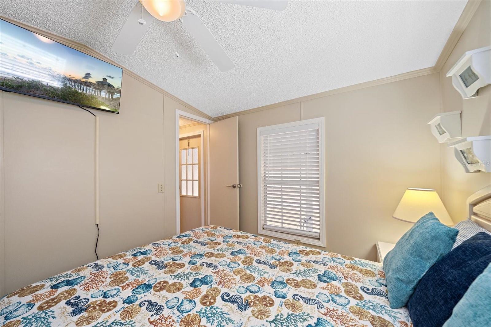 58 MONTEGO DR — photo 13