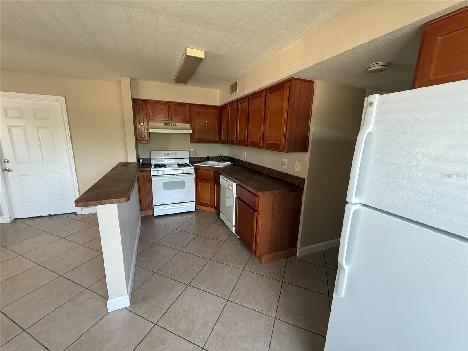 117 N EVERGREEN AVE #105 — photo 4